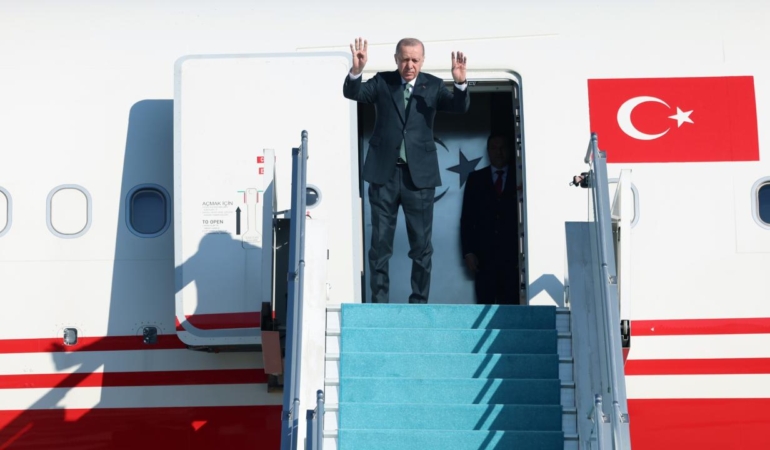 Cumhurbaşkanı Erdoğan Azerbaycan’dan ayrıldı