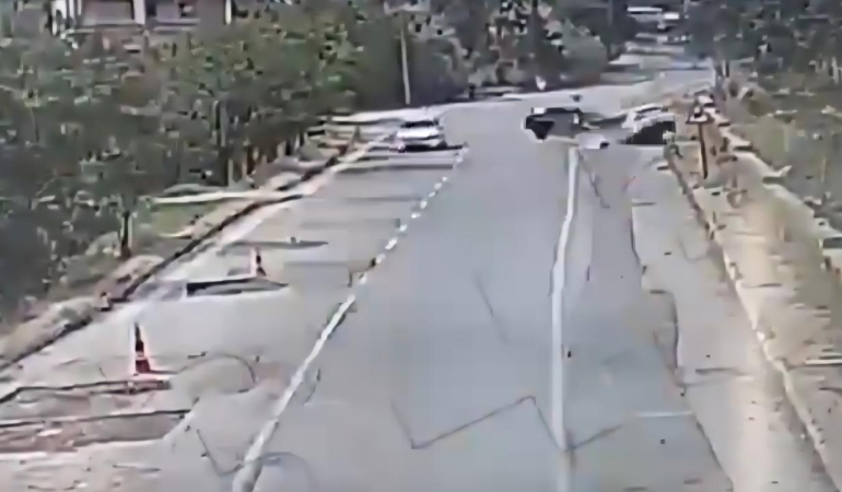 Kayseri’de 2 kişinin hayatını kaybettiği kaza güvenlik kamerasında