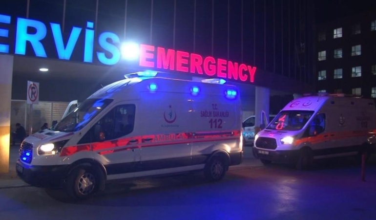 Tarım ilacı içen kadın ve müdahaleye giden 3 sağlıkçı tedavi altına alındı