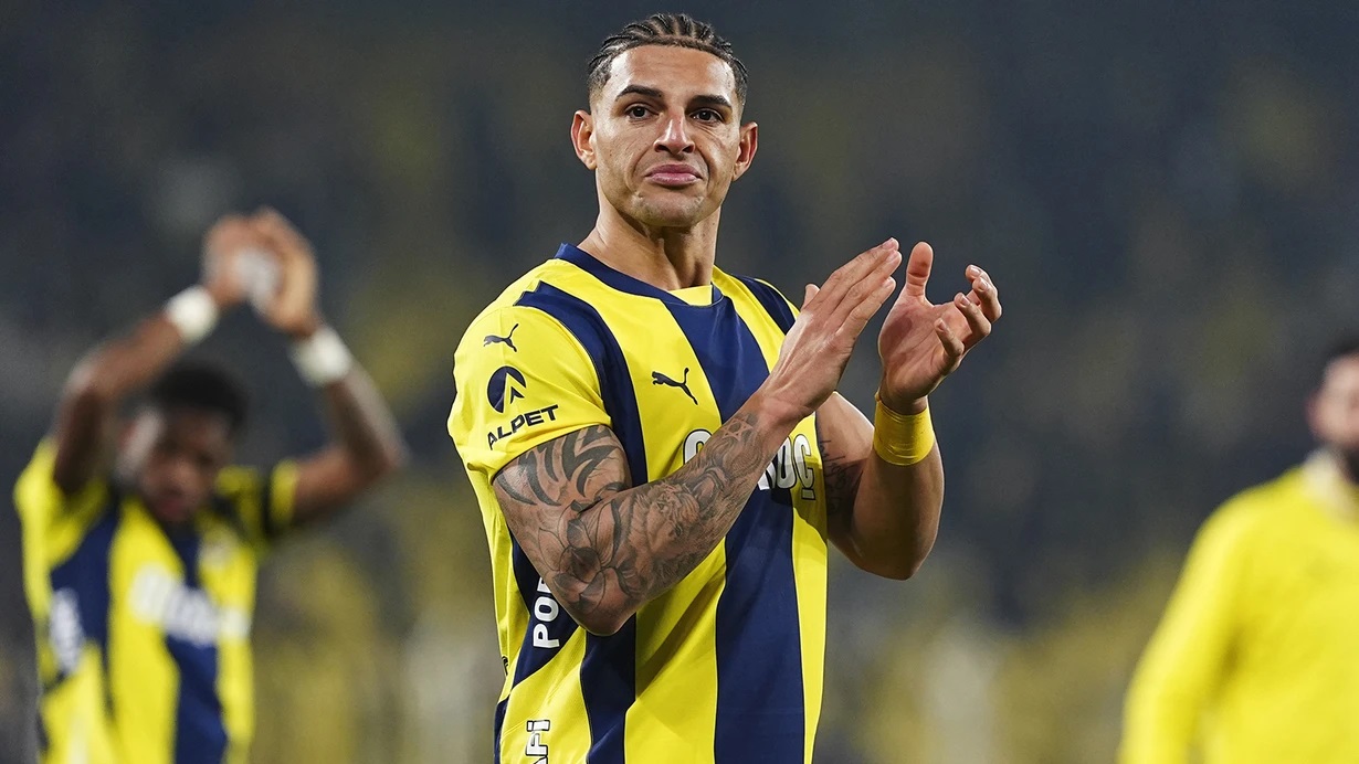 FENERBAHÇE HABERİ: Diego Carlos transferinde flaş gelişme!