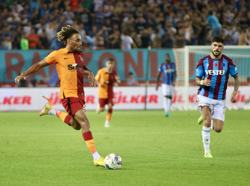 GALATASARAY HABERİ: Sacha Boey’dan flaş itiraf! Galatasaray ile temasa geçtiler