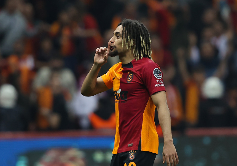 GALATASARAY HABERİ: Sacha Boey’dan flaş itiraf! Galatasaray ile temasa geçtiler