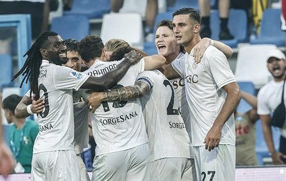 İtalya Serie A’nın açılış maçında Napoli, Sassuolo’yu 2-0 mağlup etti