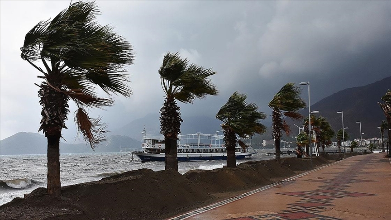 Kuvvetli Rüzgar ve Yağış Uyarısı