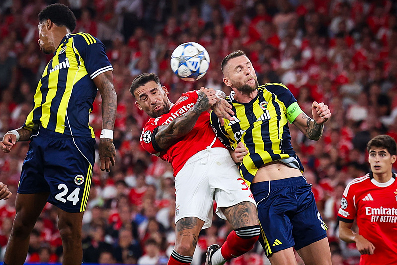 Spor yazarları Benfica-Fenerbahçe maçını değerlendirdi