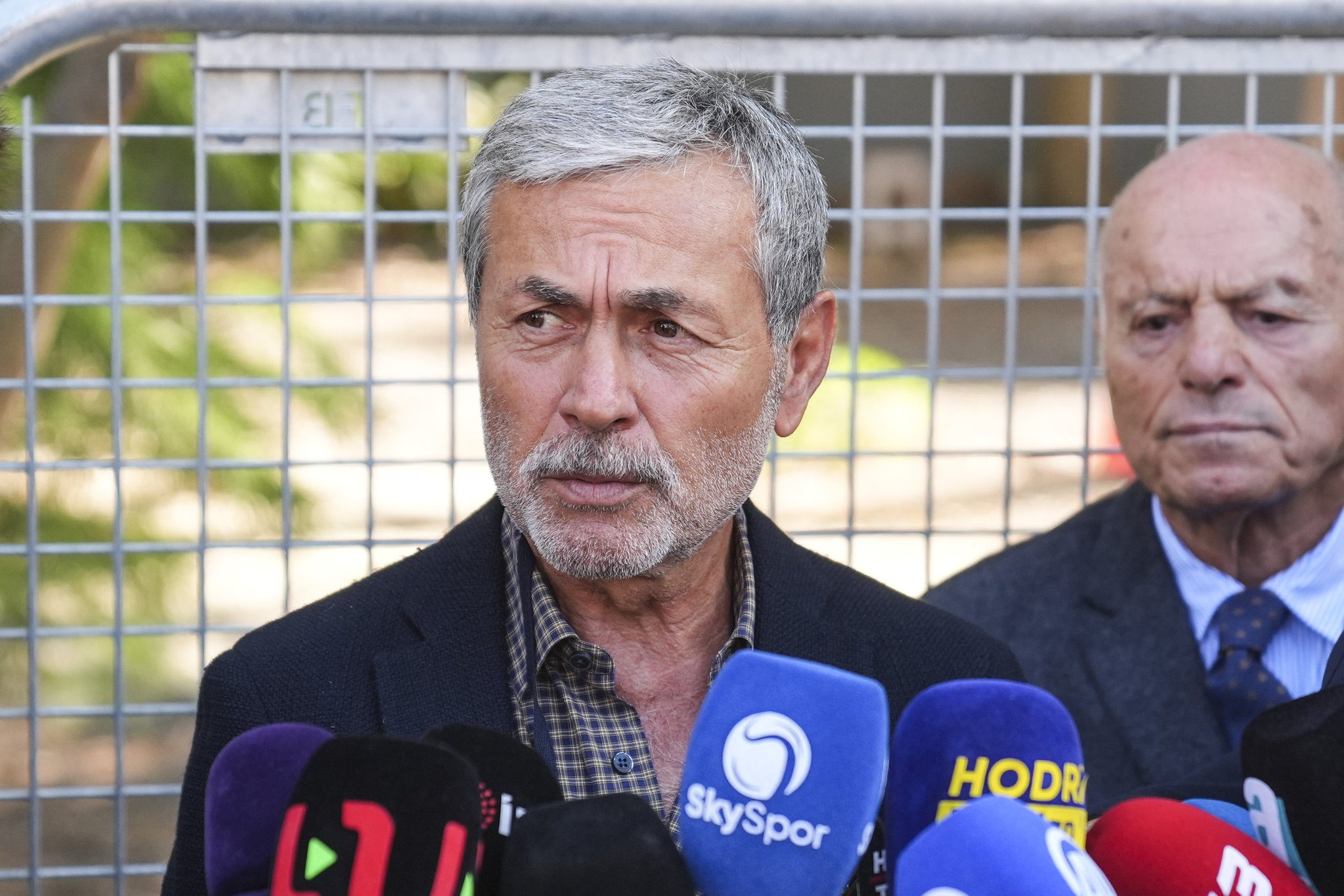FENERBAHÇE HABERLERİ: Sadettin Saran’a haber yolladı! ’Göreve hazırım’