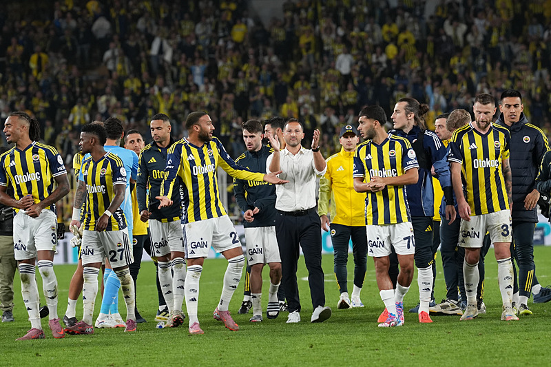 Fenerbahçe’de 11 yıl sonra bir ilk! Yeni transfer rekor kırdı