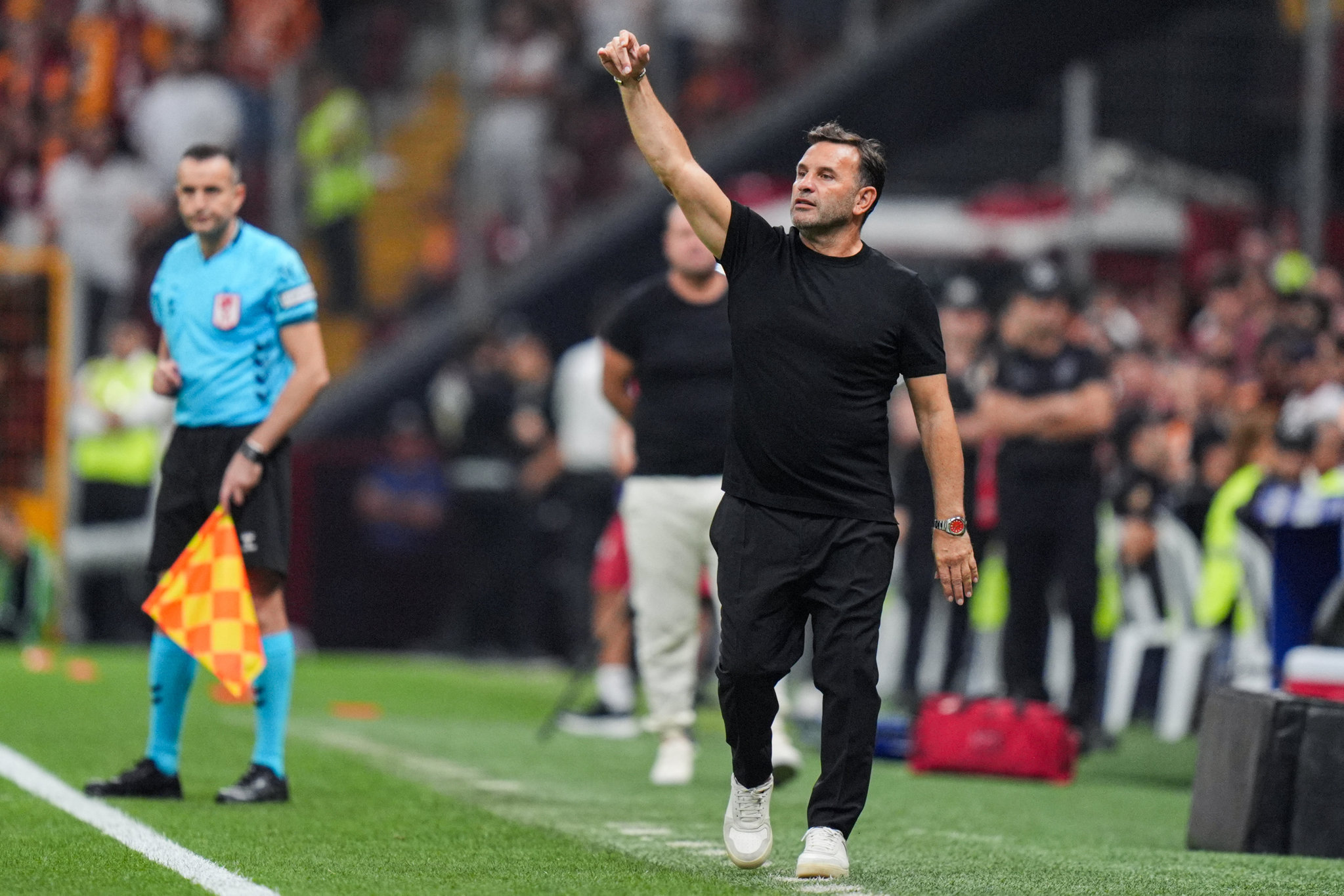GALATASARAY HABERLERİ: Okan Buruk’tan radikal karar!