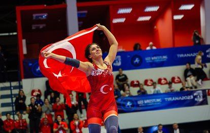 Nesrin Baş Dünya Güreş Şampiyonası’nda finalde!
