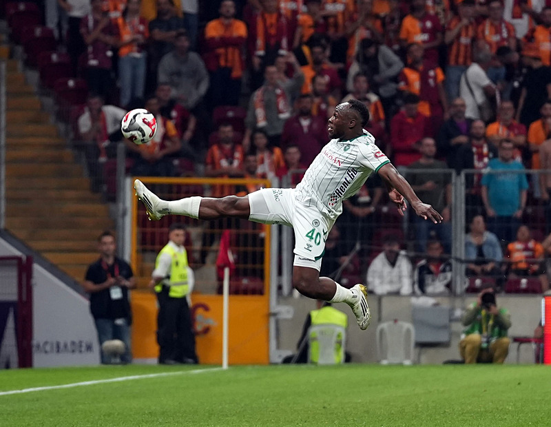 Spor yazarları Galatasaray-Tümosan Konyaspor maçını değerlendirdi