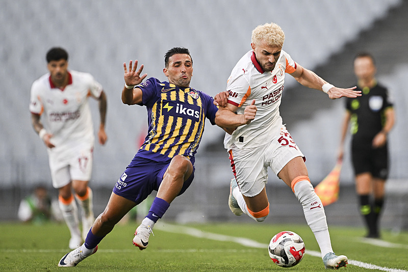 Spor yazarlarından Cimbom’un yıldızına övgü: G.Saray ruhunu canlandırdı