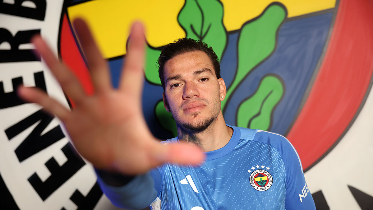 TRANSFER HABERLERİ: Fenerbahçeli oyuncuya Şampiyonlar Ligi ekibi talip!
