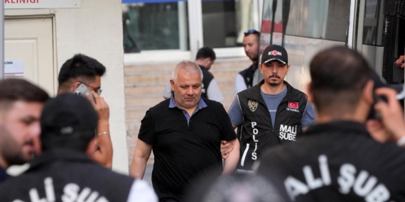 Aziz İhsan Aktaş soruşturmasında görevden uzaklaştırılan 7 belediye başkanına hapis istemi