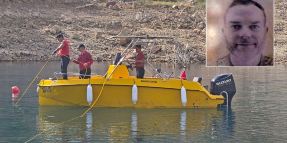 Baraj gölünde kaybolan İrlandalı turist drone ve robotla arandı