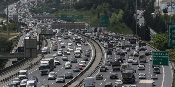 Bayram tatili bitti İstanbul trafiği başladı