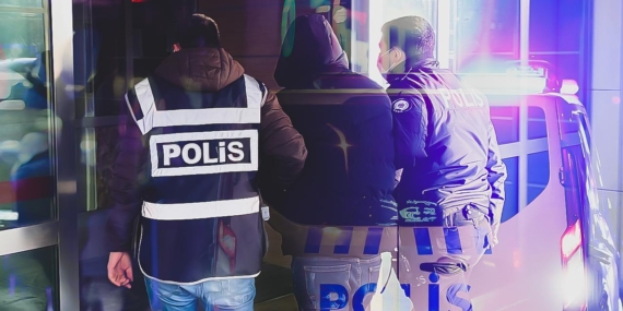 Bursa’da aynı apartmanda 4 kez yangın çıkaran kişi tutuklandı