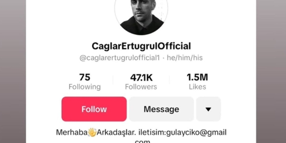 Çağlar Ertuğrul’un bornozlu pozu ortalığı karıştırdı! ‘Oltaya gelenler olmuş’