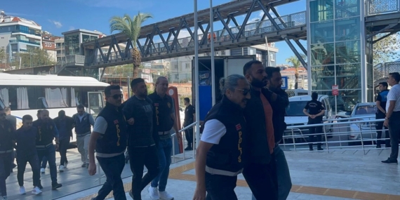 Cesedi sarp kayalıklarda bulunmuştu: İki kişi tutuklandı