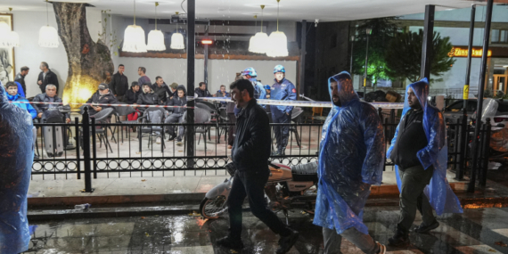 Depremin merkez üssü Sındırgı’da sağanak etkili oluyor