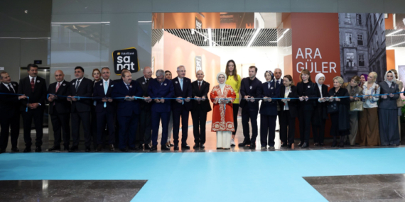 Emine Erdoğan, Ara Güler’in fotoğraflarından oluşan sergiyi ziyaret etti