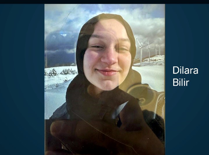 Gebze'de 7 katlı bina çöktü: Anne ve babanın cansız bedenleri enkazdan çıkarıldı - 3