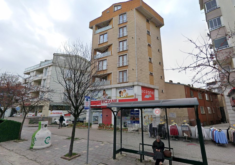 Gebze'de 7 katlı bina çöktü: Anne ve babanın cansız bedenleri enkazdan çıkarıldı - 6