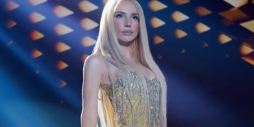 Gülşen'den sahneye para atan dinleyiciiye tepki: Üzerinde Atatürk resmi var