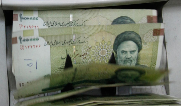 İran Meclisi, ulusal para biriminden dört sıfır atılmasına ilişkin yasa tasarısını kabul etti