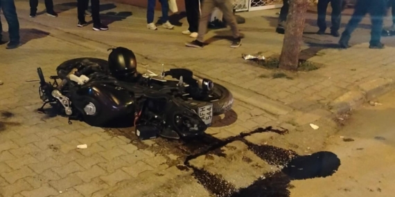 Isparta’da kamyonet ile motosiklet çarpıştı: 1 ölü