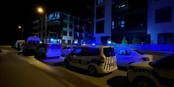 İzmir’de korkunç olay: Anne, baba ve oğulları evde ölü bulundu