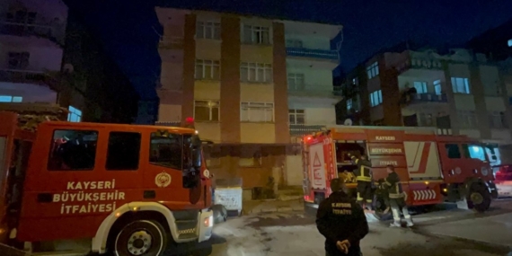 Kayseri’de yangın paniği: 4 çocuk dumandan etkilendi