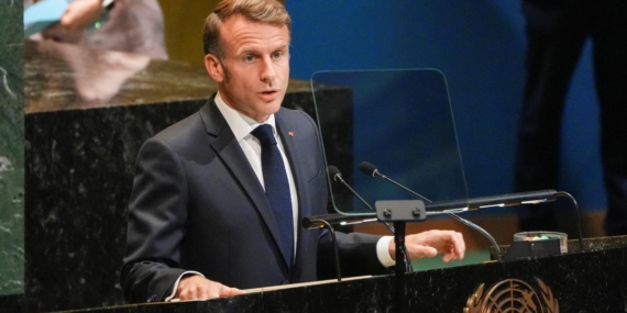 Macronun halk desteği rekor düzeyde düştü