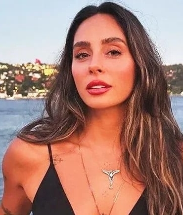 'Pascal Nouma ve Yasemin Yürük aşk yaşıyor' iddiası