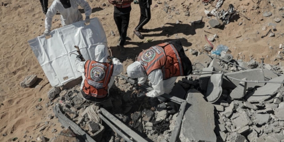 Soykırımcı İsrail’in ateşkesi ihlal ederek Gazze’ye düzenlediği saldırılarda ölenlerin sayısı 91e yükseldi