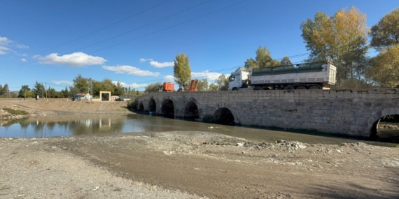 Tokat’taki tarihi köprü 2 bin yıldır ayakta: Altı kemerli yapısıyla dikkat çekiyor