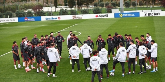 A Milli Takım’da Bulgaristan maçı hazırlıkları sürüyor