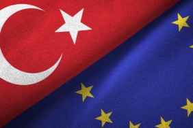 AB Komisyonu Başkanı: Değişen dünyada birçok açıdan Türkiye'ye ihtiyacımız olduğu açık