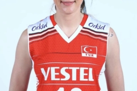 Acun Ilıcalı açıkladı: Milli voleybolcu Survivor'da!