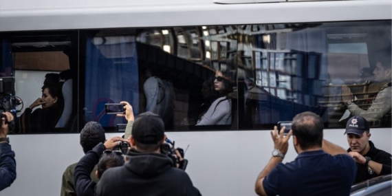 Alkollü araç kullanırken yakalanan Birce Akalay’ın ehliyetine el konuldu