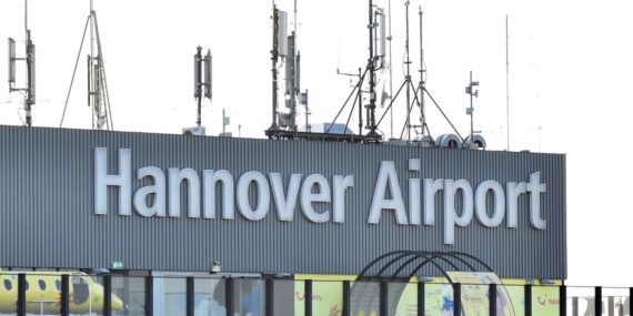 Almanya’da Hannover Havalimanı’nda görülen dron nedeniyle hava trafiği aksadı
