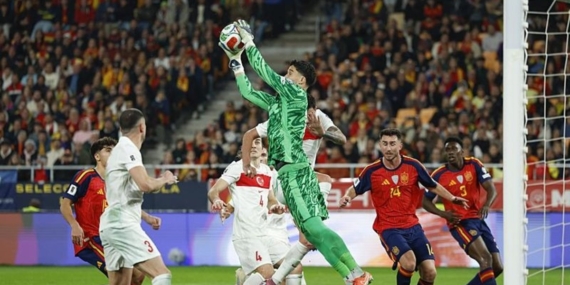 Altay Bayındır: Biz Türkiye’yiz ve sonuna kadar mücadele ederiz!