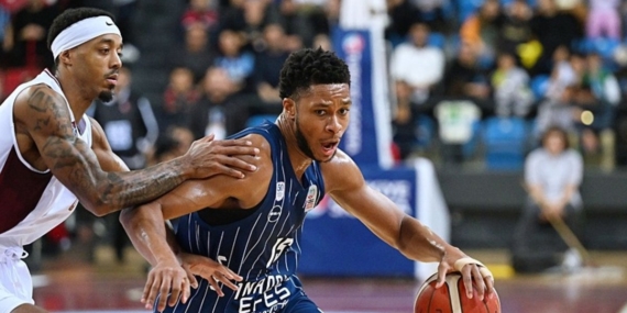 Anadolu Efes’e büyük şok! Yıldız oyuncu Dozier 6 hafta yok