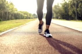 Araştırmaya göre, günde en az 3 bin adım atmak Alzheimer'ın ilerlemesini yavaşlatabilir