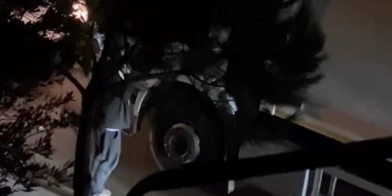 Ataşehir’de trafikte temizlik kamyonu şoförüne levyeli saldırı