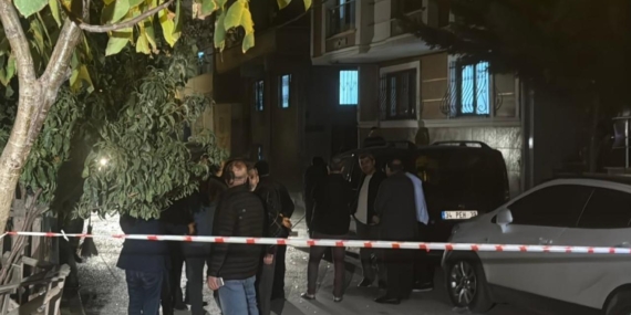 Bağcılar’da bir evde tüp patladı: 3 yaralı