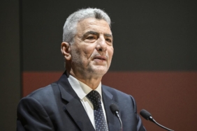 Bakan Bolat: Bu yıl hizmet ihracatı 121 milyar doları aşacak