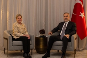 Bakan Fidan, Finlandiya İslam Cemaati temsilcilerini kabul etti