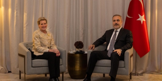 Bakan Fidan, Finlandiya İslam Cemaati temsilcilerini kabul etti