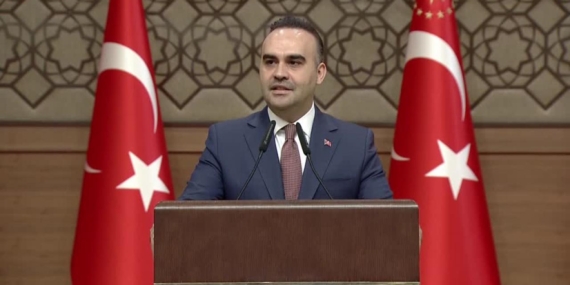 Bakan Kacır: 2 bin kilometre menzilli füze geliştirme programını sürdürüyoruz