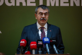 Bakan Tekin 81 ilden gelen öğretmenlerle buluştu